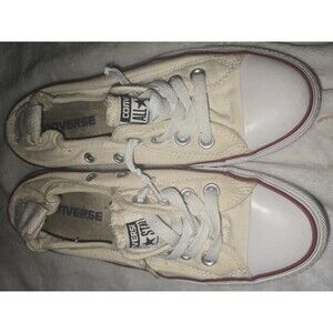 Chuck Taylor All Star Converse "Dirty, Worn, Thrashed" Size 6 Womens white